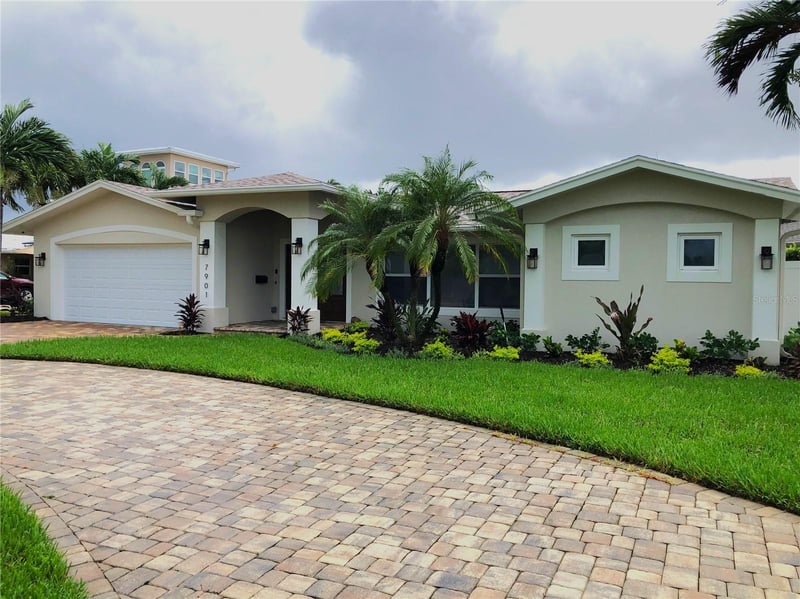 7901 10th Ave, St Petersburg, FL 33707