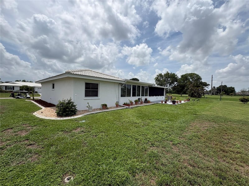 1612 Elmwood Dr, Bradenton, FL 34208