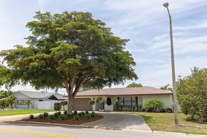 4005 17th Ave, Bradenton, FL 34205