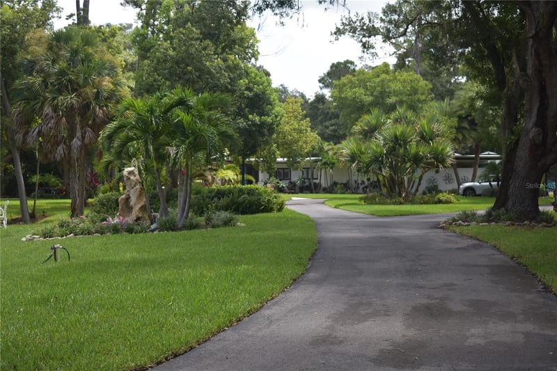 1653 Sunnybrook Ln, Clearwater, FL 33764