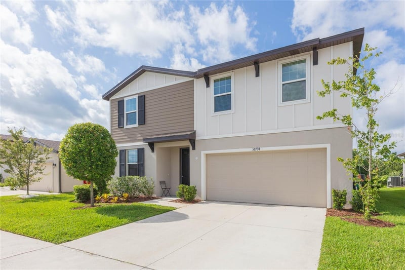 38794 Opal Willow Ln, Zephyrhills, FL 33540