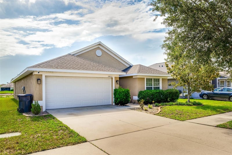 14432 Barley Field Dr, Wimauma, FL 33598