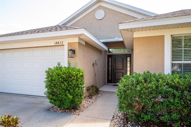 14432 Barley Field Dr, Wimauma, FL 33598
