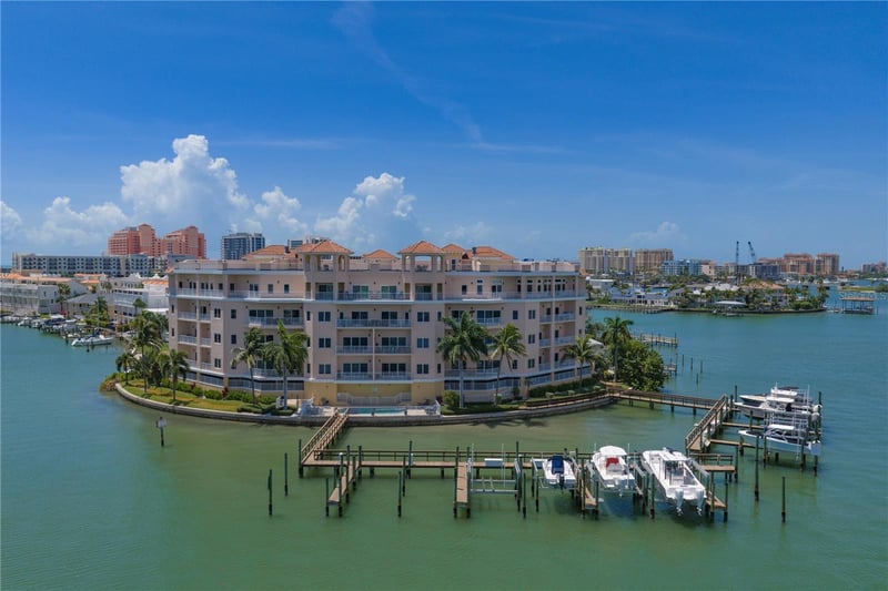 205 Brightwater Dr #205, Clearwater Beach, FL 33767