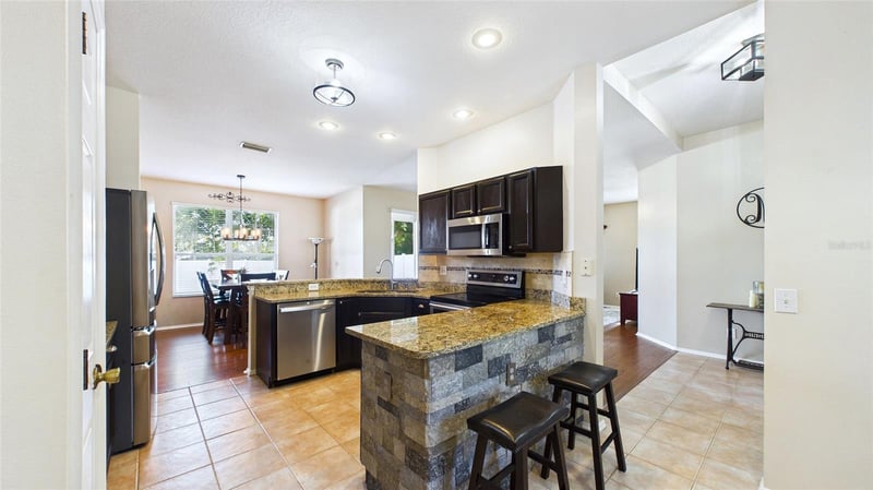 4021 3rd Ave, Bradenton, FL 34208