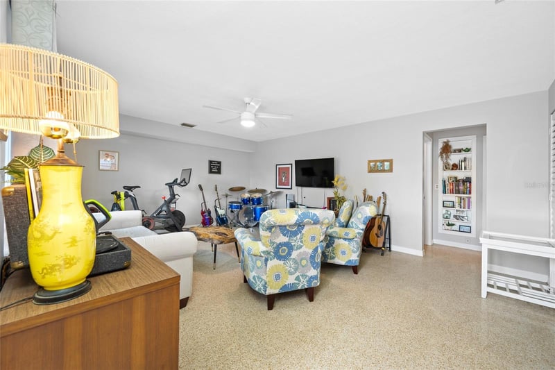3935 11th Ave, St Petersburg, FL 33713
