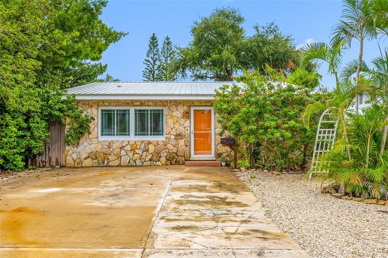 3935 11th Ave, St Petersburg, FL 33713