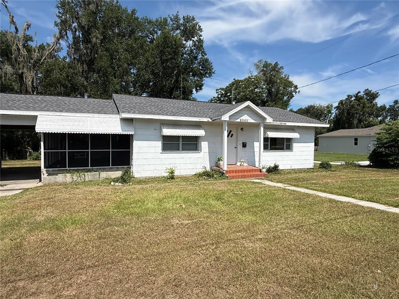 13725 10th St, Dade City, FL 33525