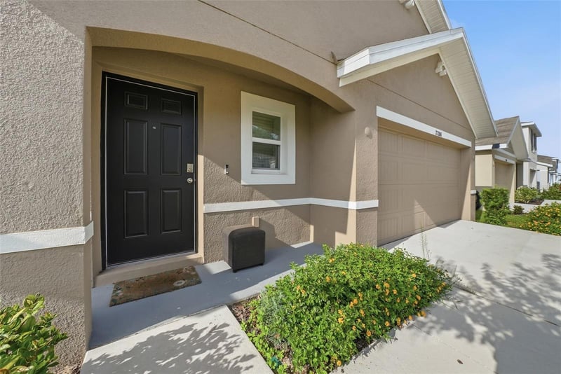 37396 Sharks Eye Ln, Zephyrhills, FL 33541