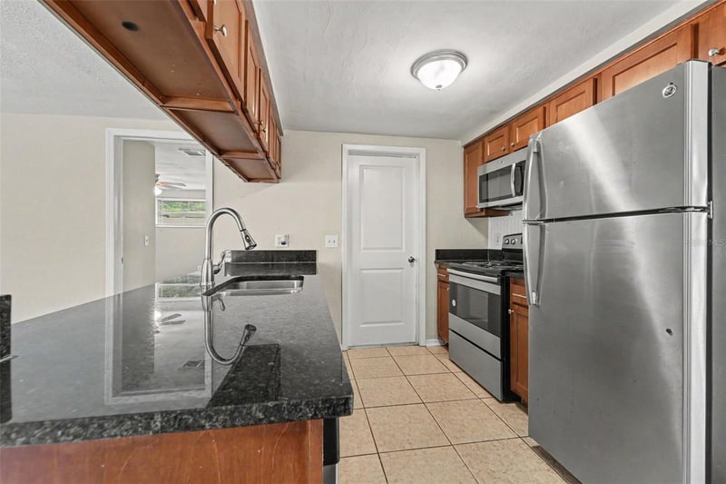 6177 Maplewood Dr, New Port Richey, FL 34653