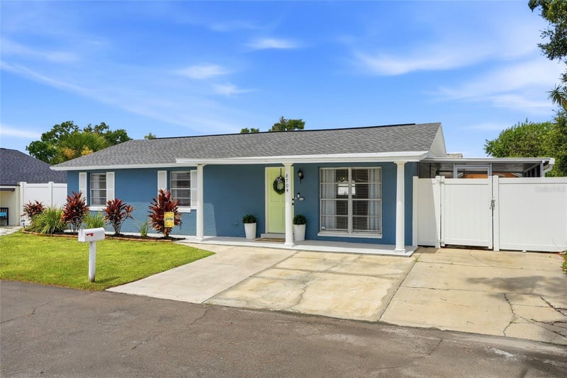 8704 Marlin Ct, Tampa, FL 33634
