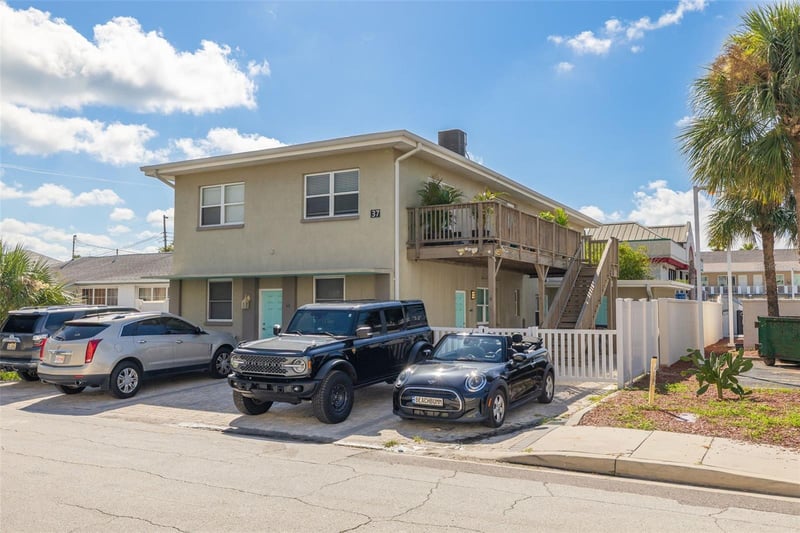 37 144th Ave, Madeira Beach, FL 33708