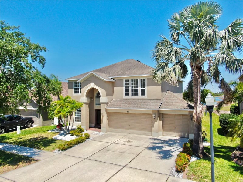 632 Tanana Fall Dr, Ruskin, FL 33570