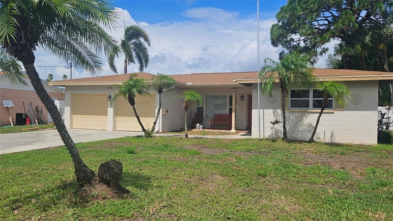 4400 Huntington St, St Petersburg, FL 33703