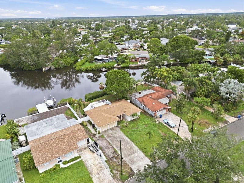 4400 Huntington St, St Petersburg, FL 33703
