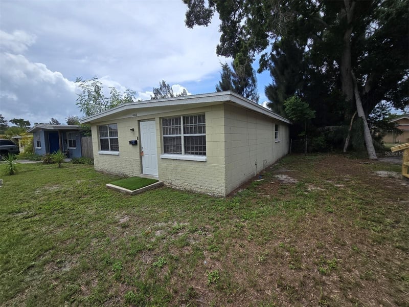 4426 13th Ave, St Petersburg, FL 33711