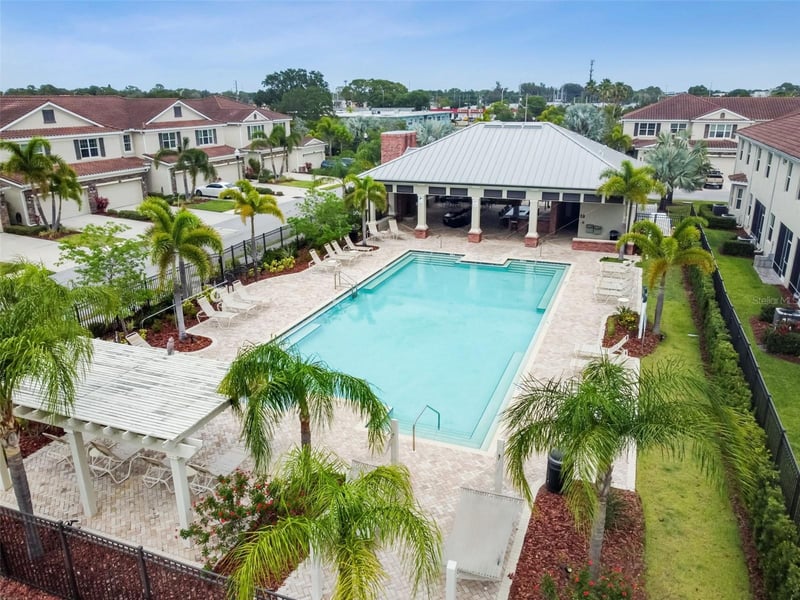 5252 6th Way N, St Petersburg, FL 33703