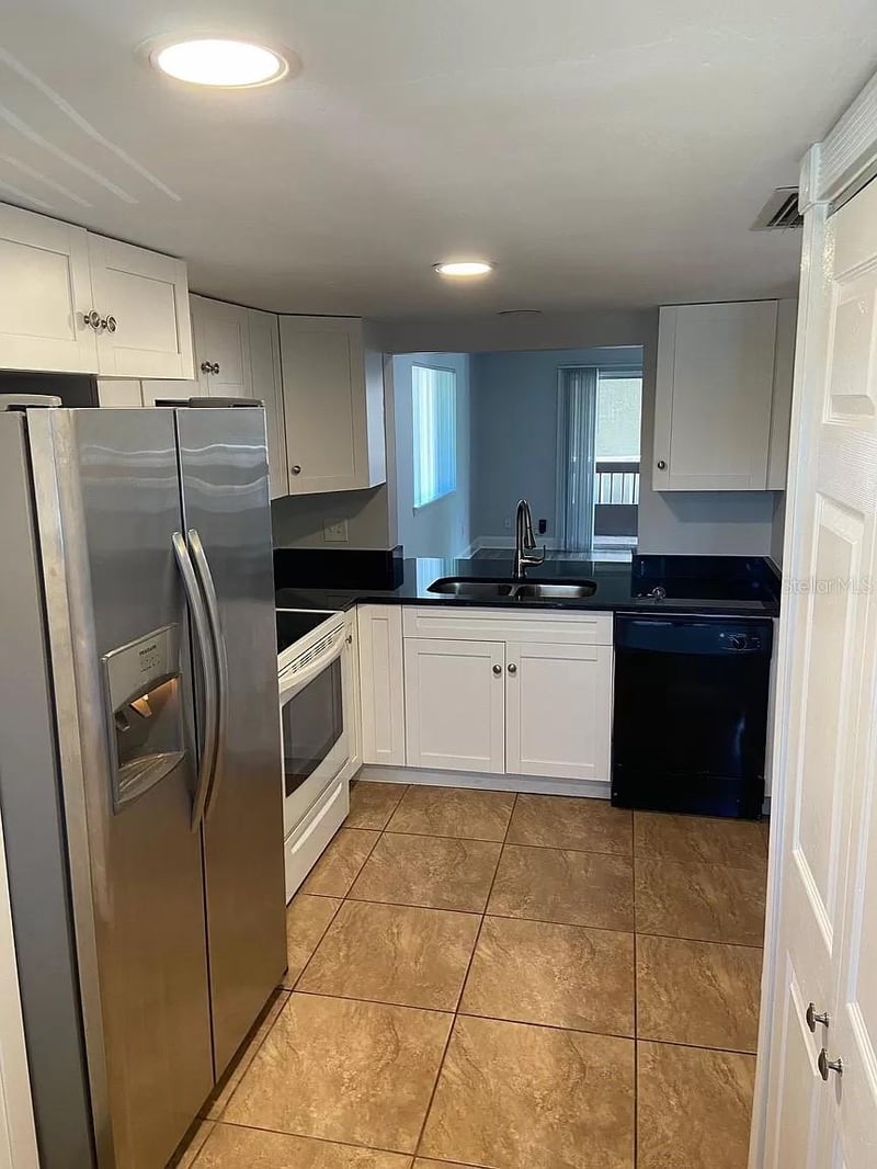 6308 Newtown Cir #8B1, Tampa, FL 33615