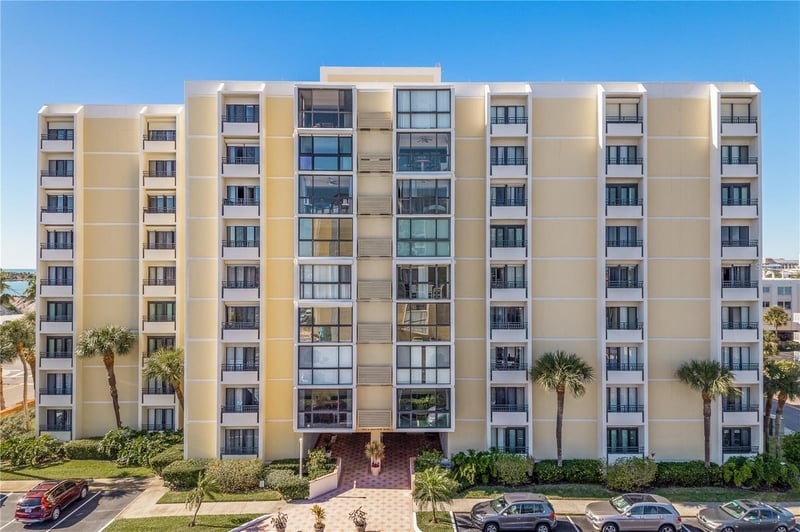 800 Gulfview Blvd #403, Clearwater Beach, FL 33767