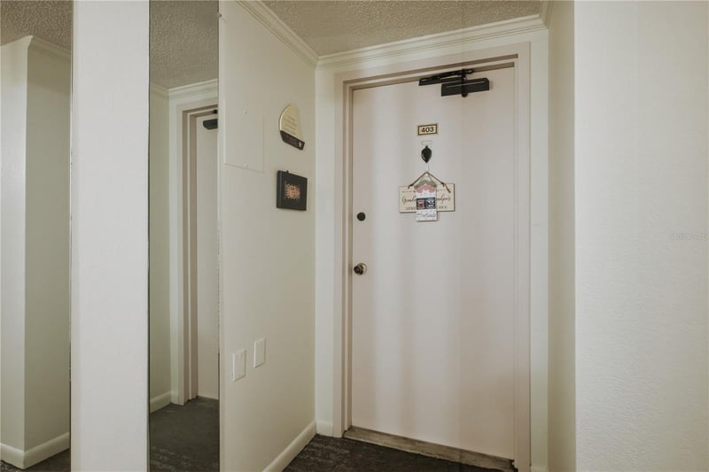 800 Gulfview Blvd #403, Clearwater Beach, FL 33767
