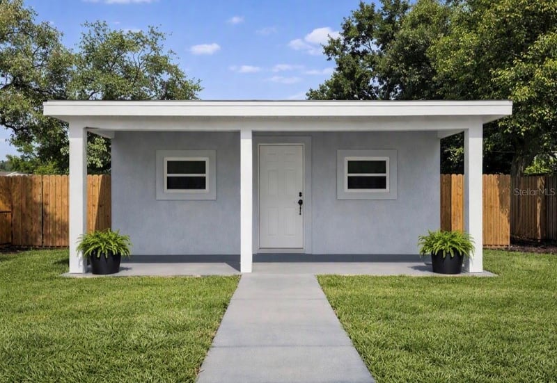 8906 N Albany Ave, Tampa, FL 33604