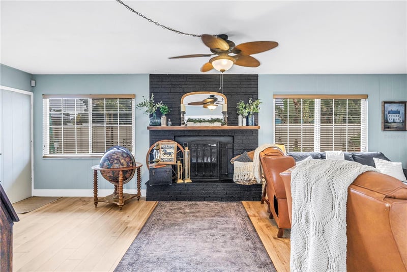 5891 33rd Ave, St Petersburg, FL 33710
