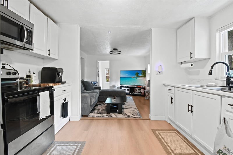 725 New York St, Clearwater, FL 33756
