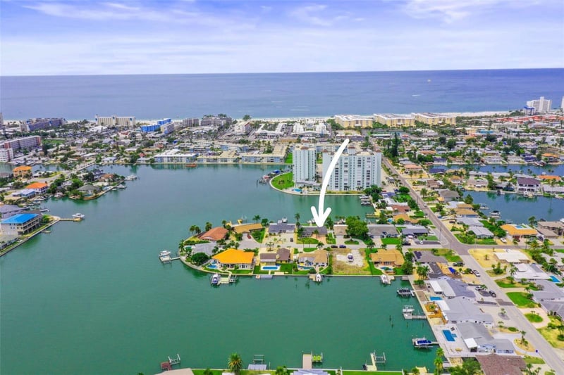 6360 2nd Palm Point, St Petersburg, FL 33706