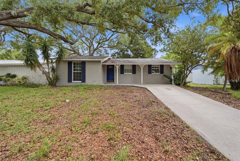 2804 Applewood Dr, Clearwater, FL 33759