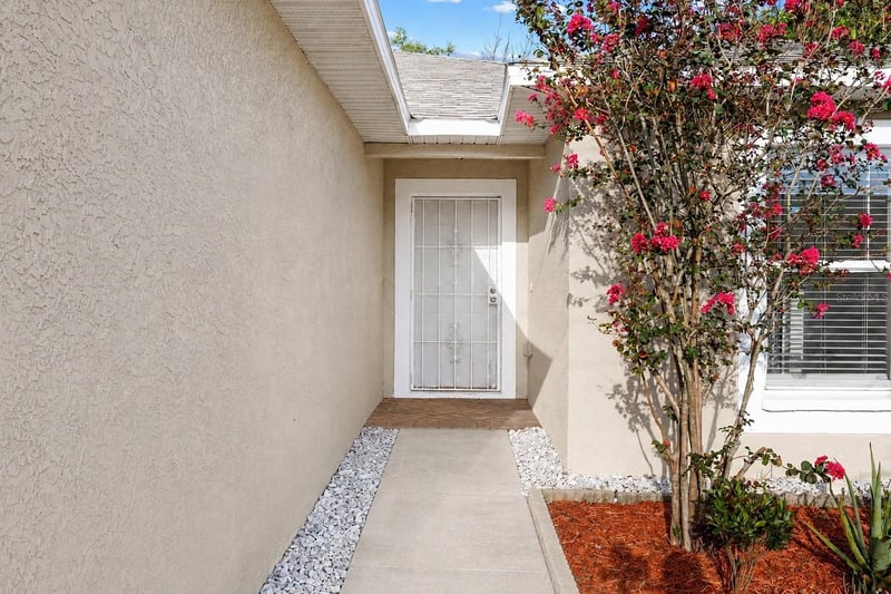 10001 Florence Ave, Tampa, FL 33612