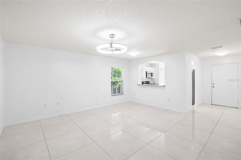 10001 Florence Ave, Tampa, FL 33612