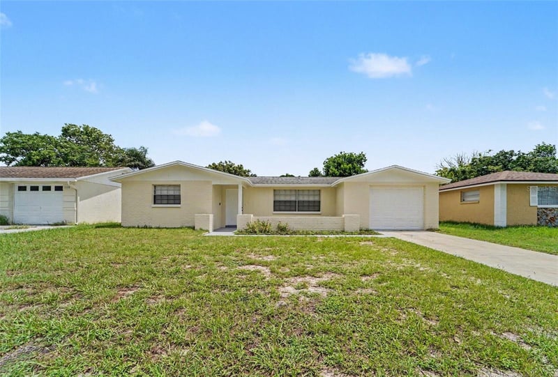 5102 School Rd, New Port Richey, FL 34653
