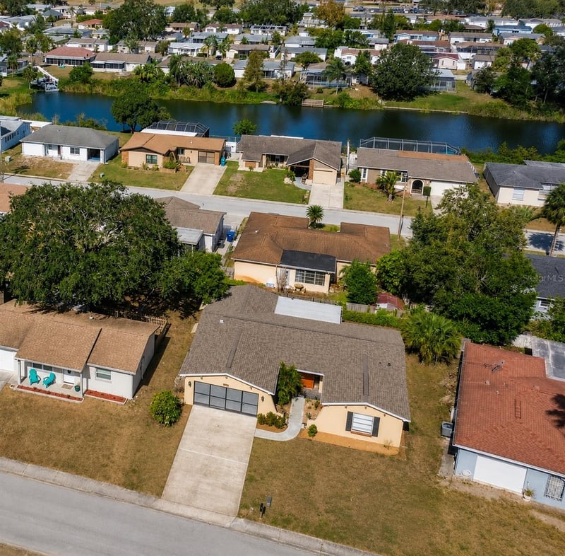8433 Moulton Dr, Port Richey, FL 34668