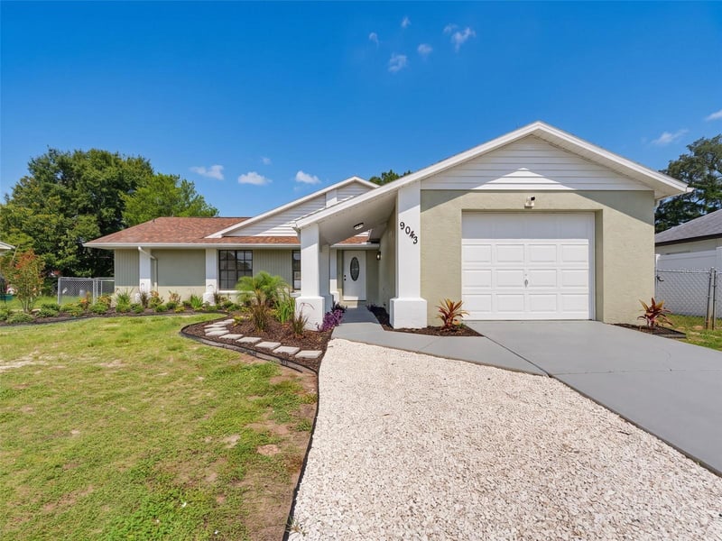 9043 Westby Ln, Port Richey, FL 34668