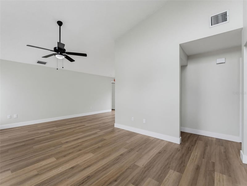 9043 Westby Ln, Port Richey, FL 34668