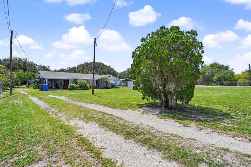 12102 Bullfrog Creek Rd, Gibsonton, FL 33534