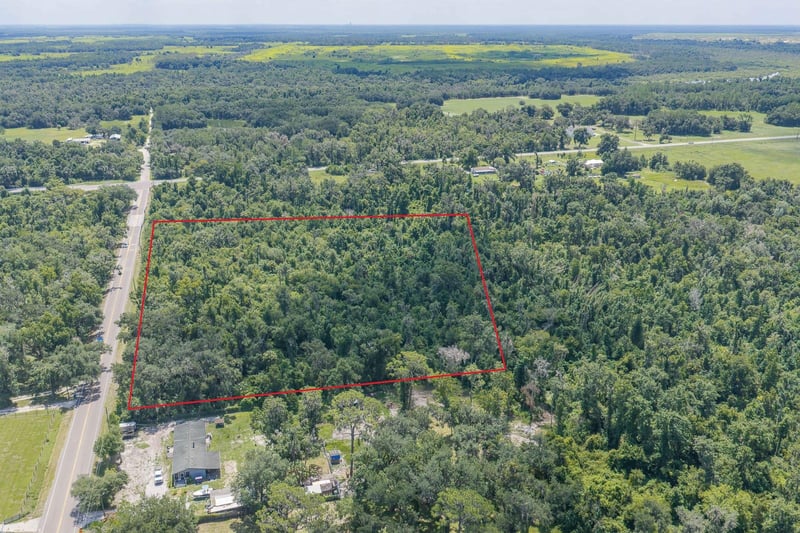 18525 672 Hw, Lithia, FL 33547
