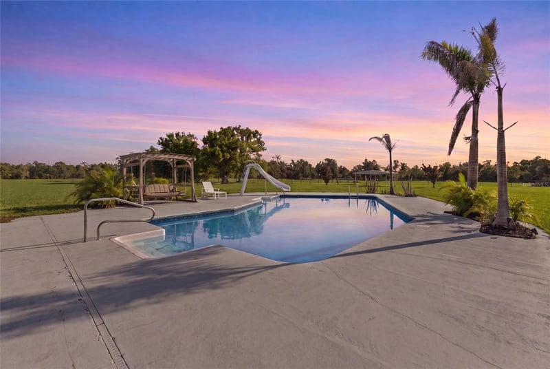 15710 Colding Loop, Wimauma, FL 33598