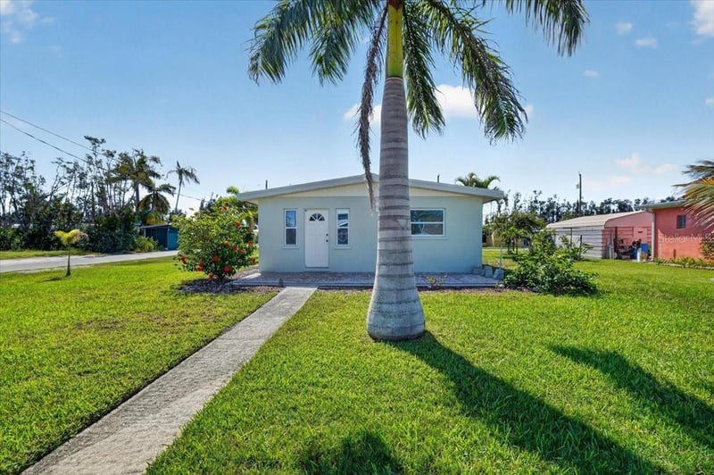3803 117th St W, Bradenton, FL 34210