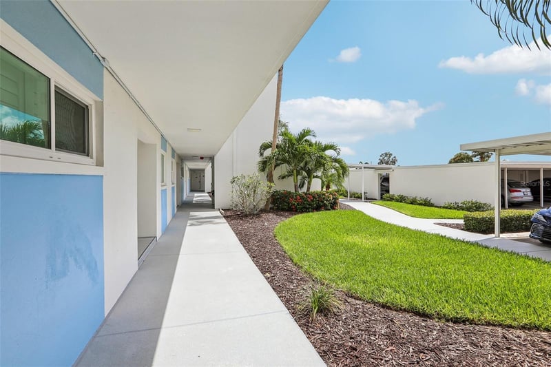 770 Island Way #N204, Clearwater, FL 33767