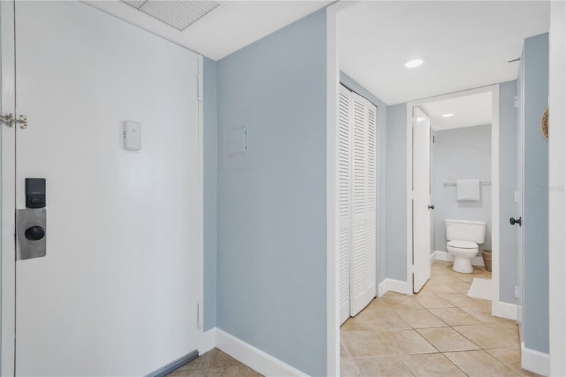 880 Mandalay Ave #N404, Clearwater Beach, FL 33767