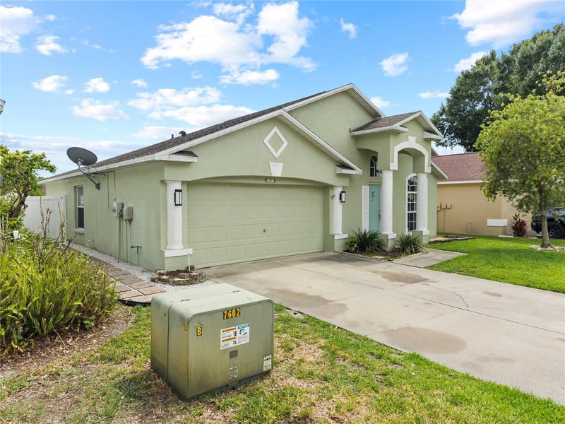 25237 Seven Rivers Cir, Land O Lakes, FL 34639