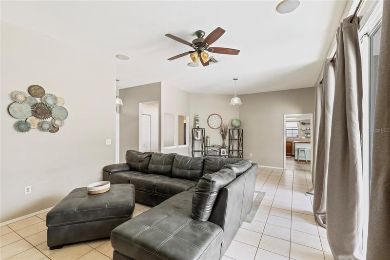 1690 Winners Cir, Tarpon Springs, FL 34689