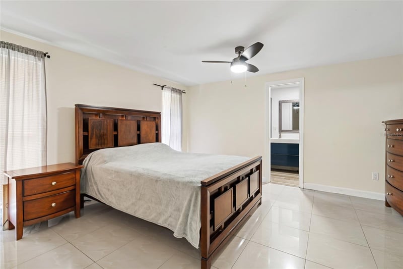 9014 Wheathill Way, Tampa, FL 33615