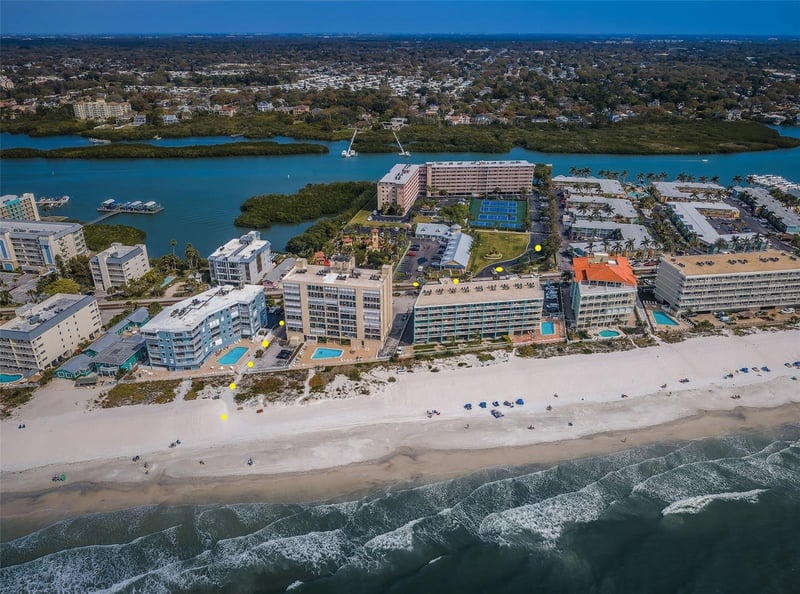 19451 Gulf Blvd #301, Indian Shores, FL 33785