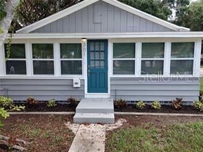 301 Mystic Lake Dr, St Petersburg, FL 33702