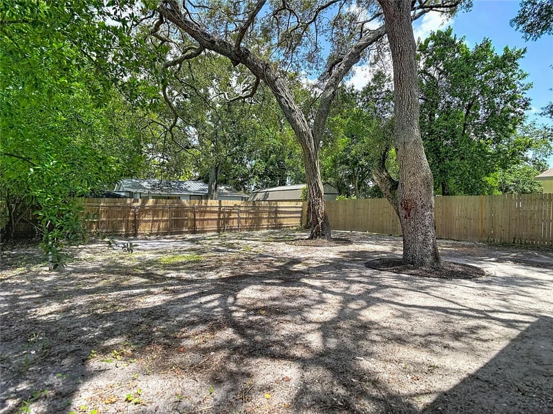 10009 Florence Ave, Tampa, FL 33612