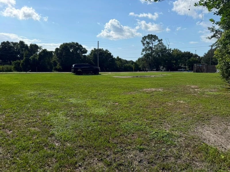8844 Mobley Rd, Tampa, FL 33626