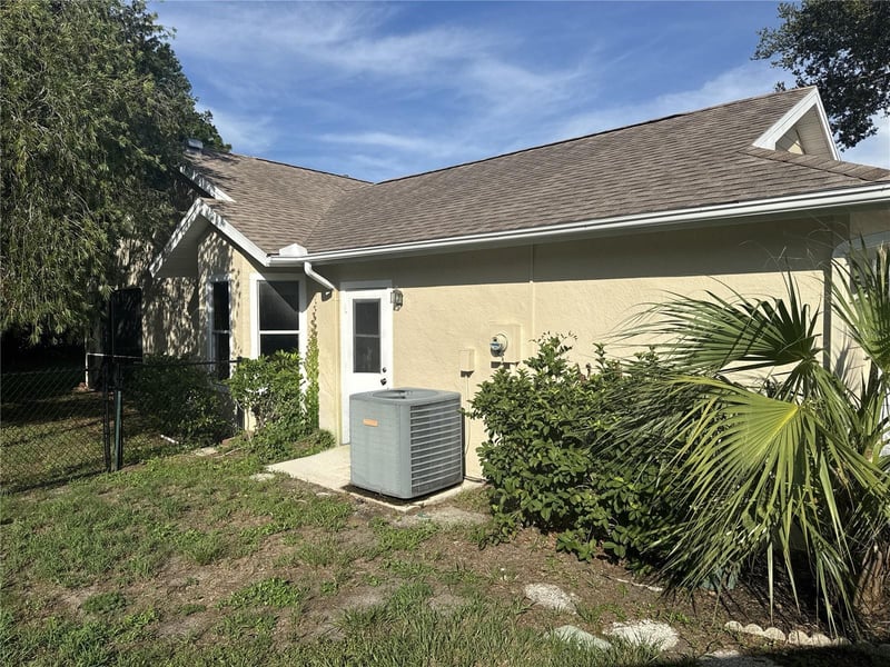 3174 57th Avenue Cir, Bradenton, FL 34203