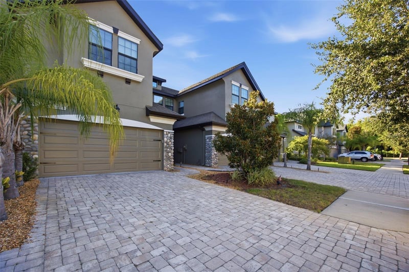 4905 Wandering Way, Wesley Chapel, FL 33544